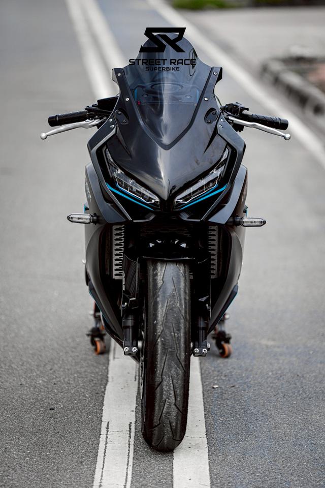 2023 Honda 📢 honda cbr650R ดำ-ฟ้า | ปี 2023 หล่อ สปอร์ตเต็มขั้น สภาพกริ๊บ พร้อมซิ่ง! 🏍️ รูปที่ 4