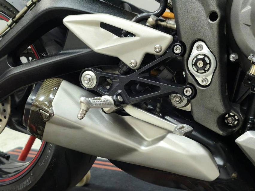 ออกรถ 0 บาท  Triumph Street Triple 765 Rs ปี 2020 abs รถมือเดียว หล่อจัด รูปที่ 13