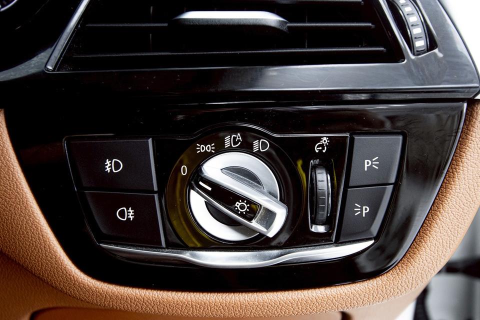 ✨ BMW SERIES 5 530e 2.0 HIGHLINE G30 AT ปี 2020 Plug-in Hybrid รูปที่ 10