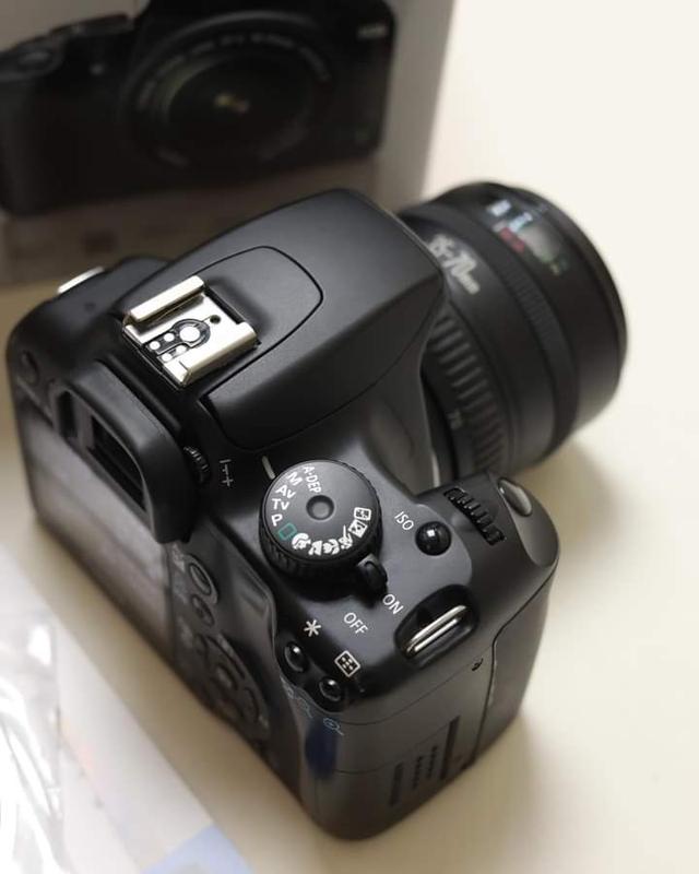 Canon EOS 1000D/ Kiss F 1