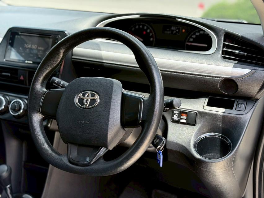 Toyota Sienta 1.5G ปี20 รูปที่ 10