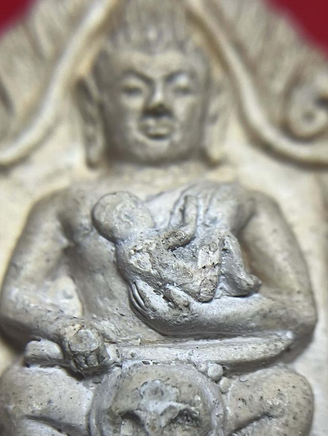 พระขุนแผนขี่โหงพราย หลวงพ่อกวย พิมพ์หน้าเทวดาเนื้อผงน้ำมัน ผสมผงพุทธคุณ ปี2500-2510 สายขุนแผนโหงพราย ชอบทางด้านมหาเสน่ห์แรงๆ