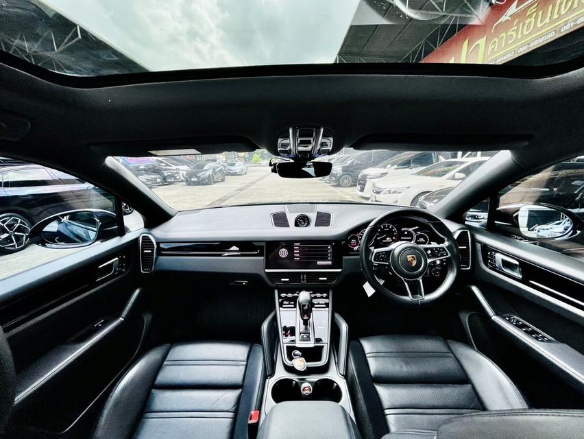 Porsche Cayenne E-Hybrid Coupe 3