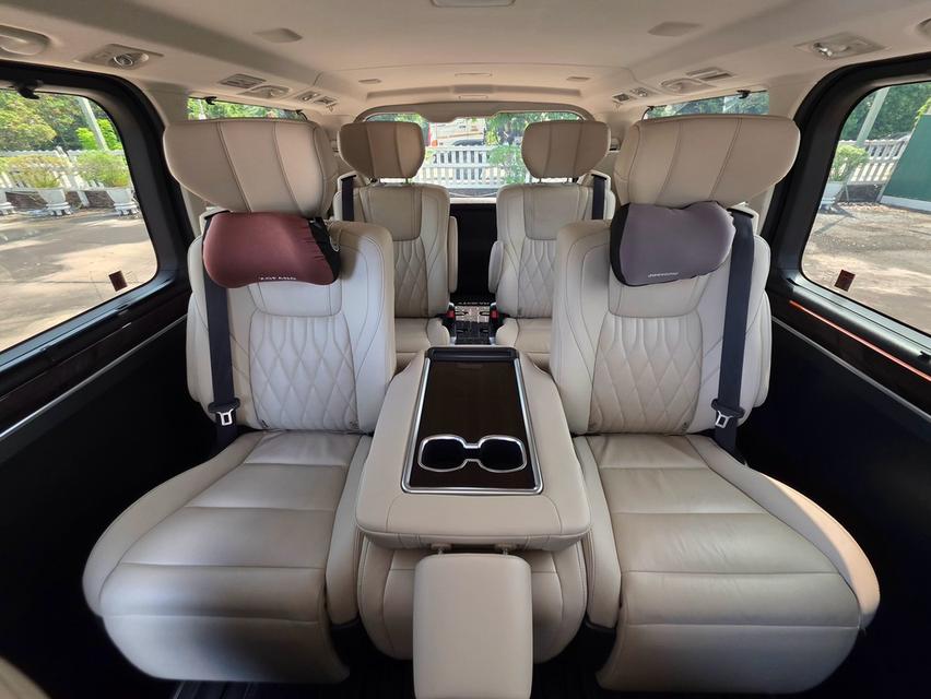 Toyota Majesty รุ่น 2.8 Grande ปี 2024 ไมล์ 40,000 กม. รูปที่ 16