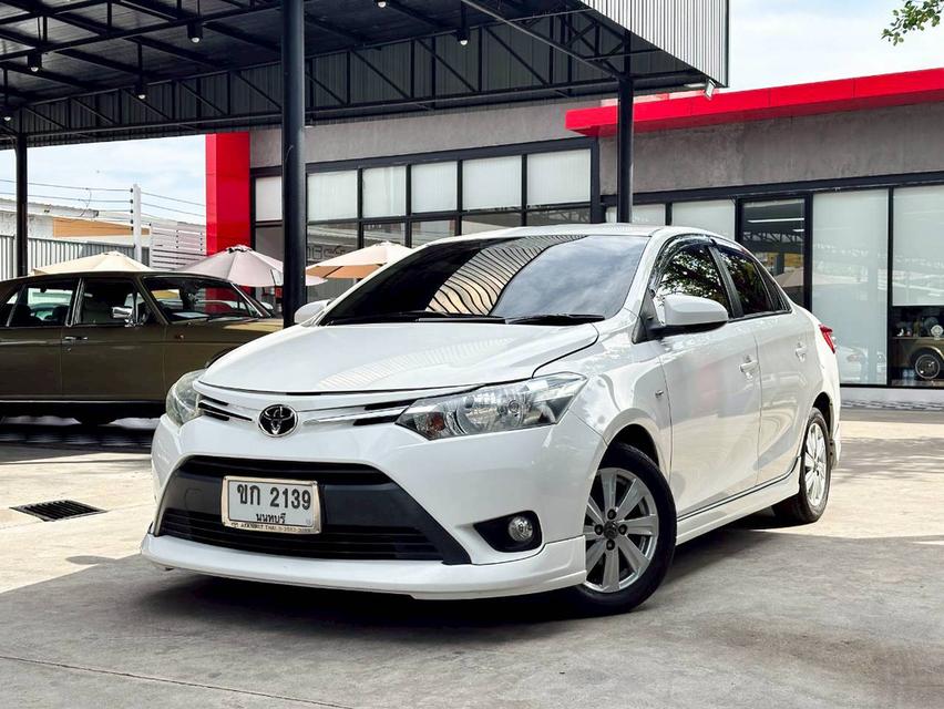 ขายรถ Toyota Vios 1.5E ปี 2014 สีขาว เกียร์ออโต้