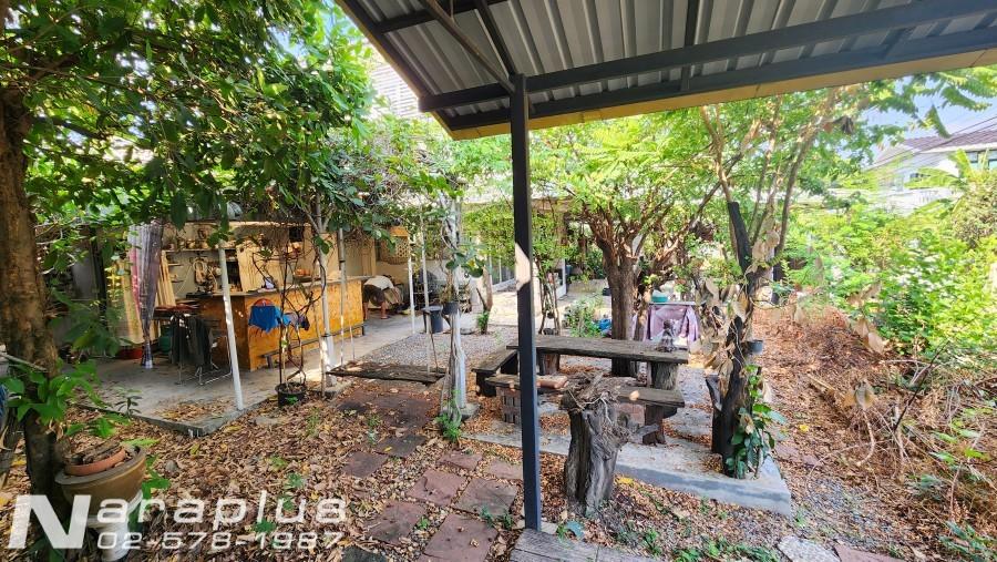 68040538 : ขายบ้านเดี่ยว 2 ชั้น พร้อมอาคารอเนกประสงค์ บนที่ดินขนาด 141 ตร.ว. หมู่บ้านพลายรัตนะ ถนนพหลโยธิน 54/1 แยก 6 สายไหม กรุงเทพ 9