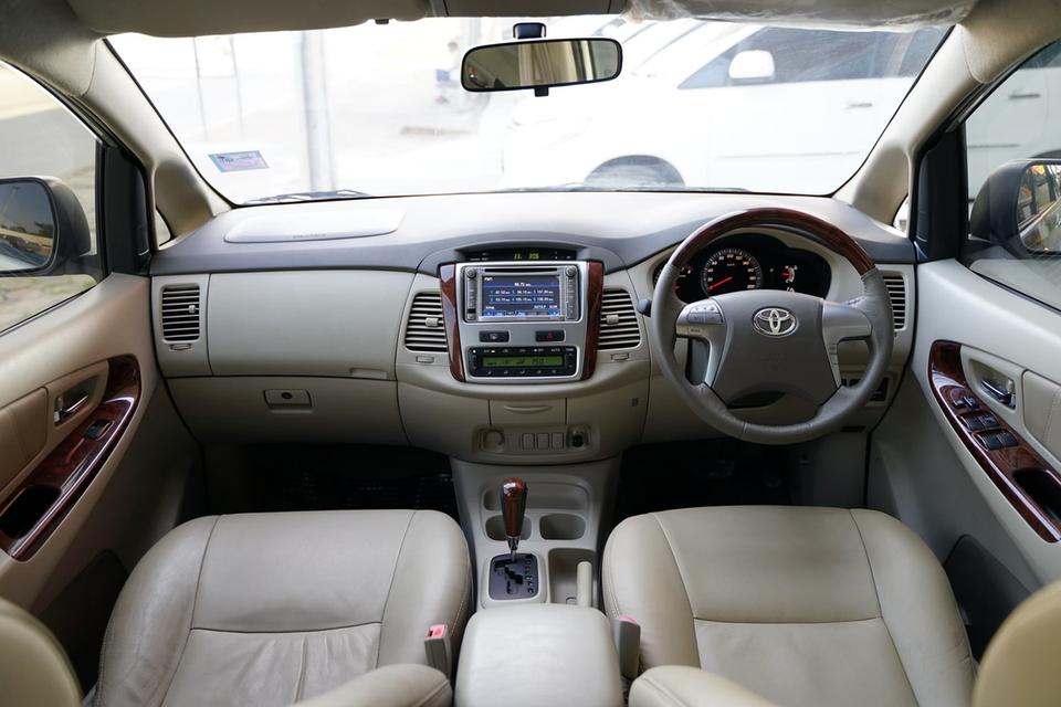 2014 TOYOTA INNOVA 2.0V 12