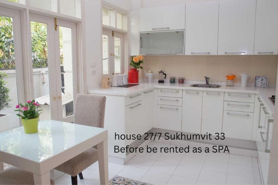ขายบ้านเดี่ยว 2 ชั้น พร้อมที่ดิน ขนาด 133.7 ตรว. สุขุมวิท 33 ตรงข้ามห้างเอ็มสเฟียร์ ใจกลางสุขุมวิท ใกล้ BTS พร้อมพงษ์ และ EmDistrict 9