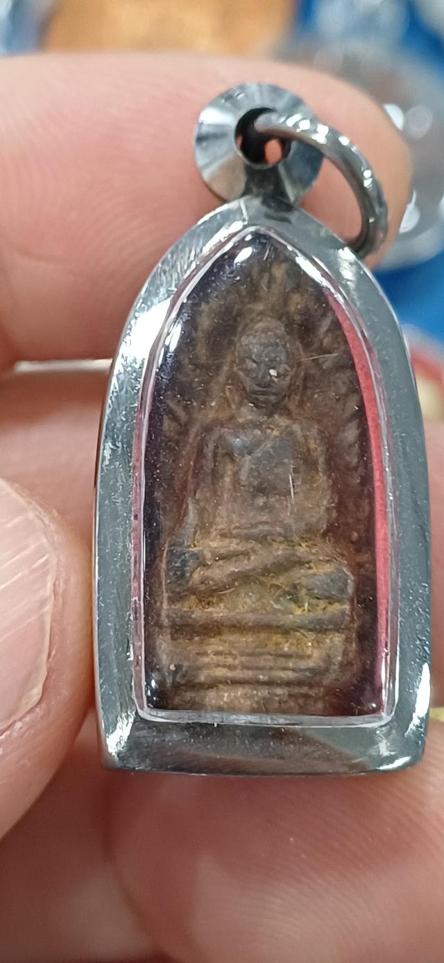 พระรอดเนื้อพิมพ์กรุเก่า