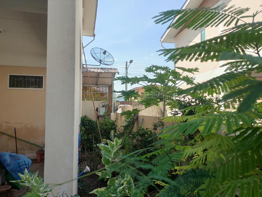 โปรลดพิเศษ บ้านทาวน์เฮ้าส์2ชั้นหลังมุม หมู่บ้านไทยสมบูรณ์3 10