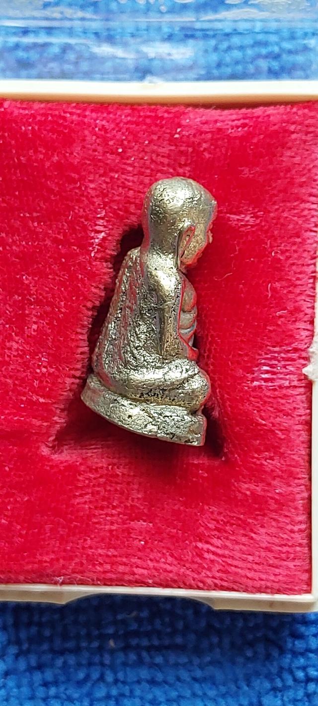 รูปหล่อหลวงพ่อเงินวัดบางคลานพิจิตร รูปย่อยที่ 4