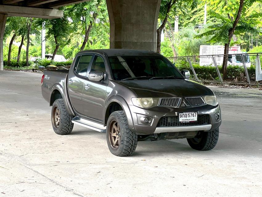 ขายรถ Mitsubishi Triton 2.5 DBL Plus 4 ประตู ปี 2014 สีน้ำตาล เกียร์ออโต้