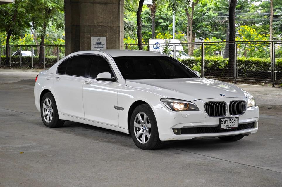 BMW 730LD F02 Business ปี 2012 1