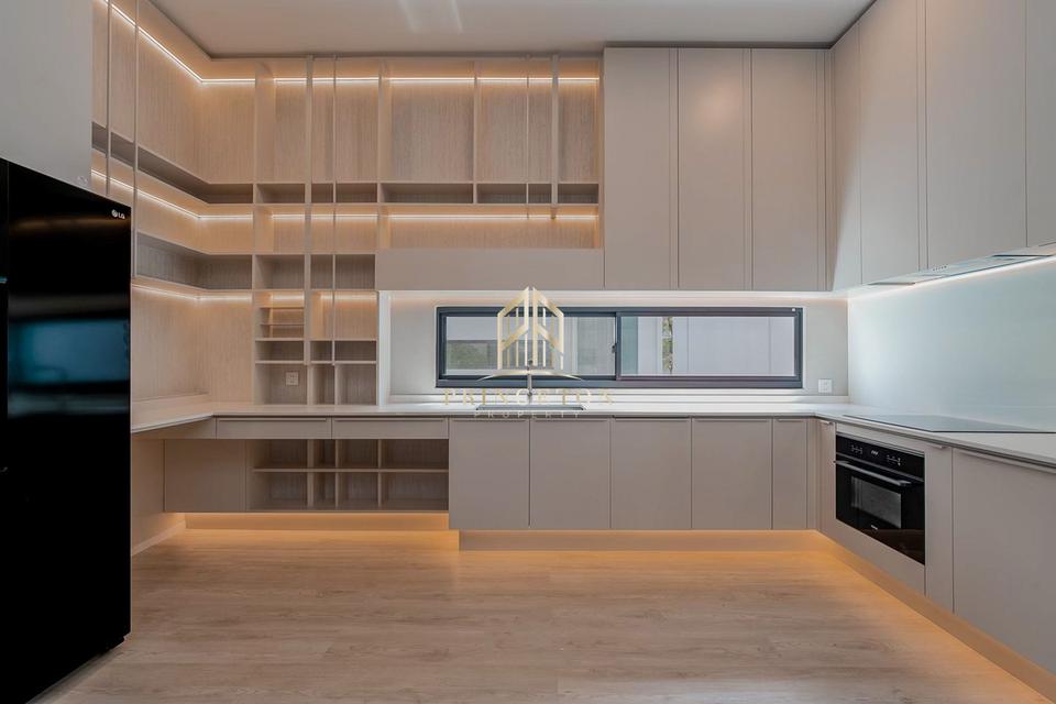 For rent Vive Krungthep Kreetha 4 bedrooms ให้เช่า บ้านใหม่ วีเว่ กรุงเทพกรีฑา 4 ห้องนอน 6