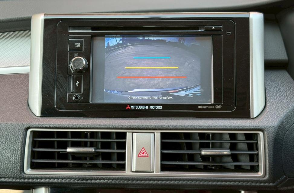 ปี 2018 MITSUBISHI XPANDER 1.5 GTเครื่องเบนซิน สีเทา เกียร์ออโต้ รูปที่ 15