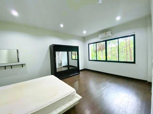 พร้อมเฟอร์ฯ 4นอน ถ.ลาดพร้าว37-45 BTS ภาวนา 1กม.ให้เช่าโฮมออฟฟิศ 5 ชั้นเล่นระดับ-ดาดฟ้า 33ตร.วา. 250 ตร.ม. รร.นานาชาติโอ๊ 6