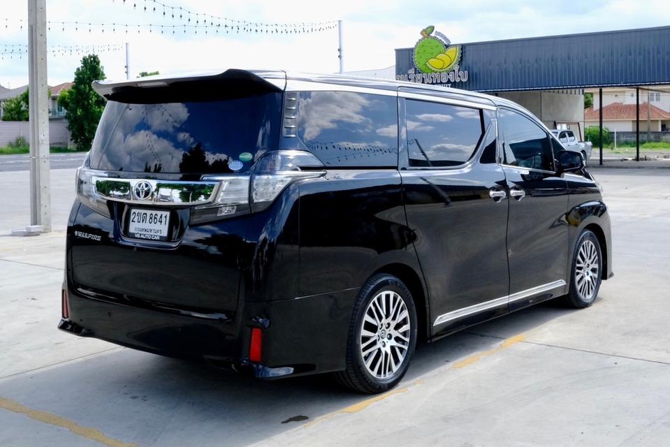 Toyota Vellfire 2.5 ZG  ปี2015 สีดำ  เกียร์: ออโต้  เครื่องยนต์: เบนซิน ไมล์ 10x,xxx กม. 7