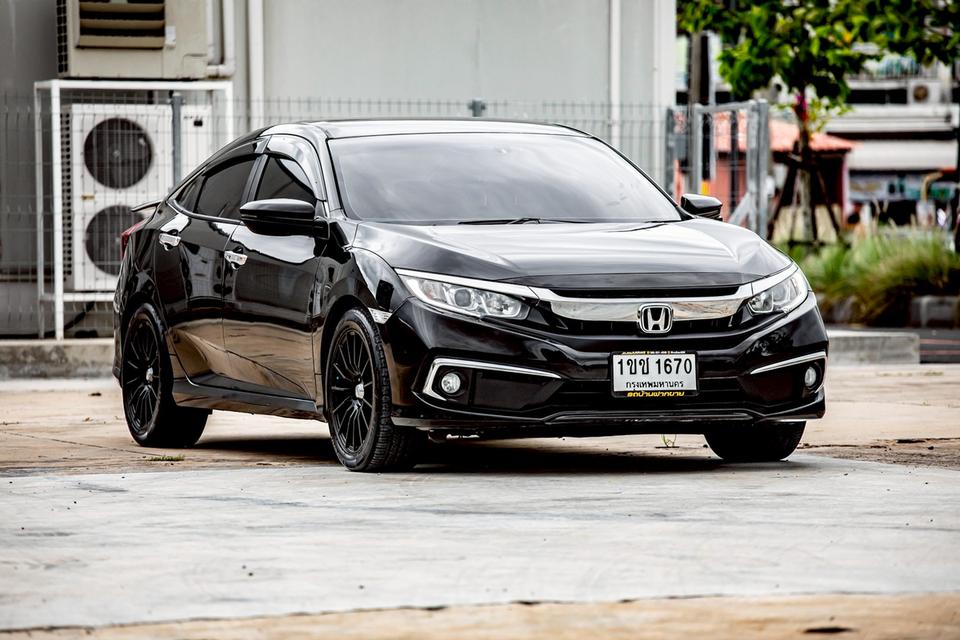 Honda Civic FC 1.8EL ปี 2021 สีดำ มือเดียวป้ายแดง