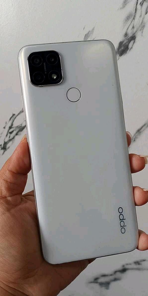 มือถือสีสวยๆ  OPPO A15