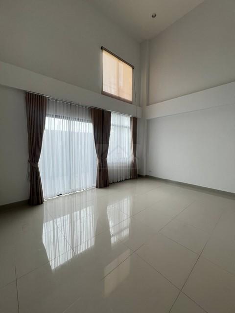 ให้เช่าทาวน์โฮม 3.5 ชั้น หลังมุม 220 ตรม. 4 ห้องนอน Premium Place พหลโยธิน-รามอินทรา ใกล้ Big C สะพานใหม่ 4