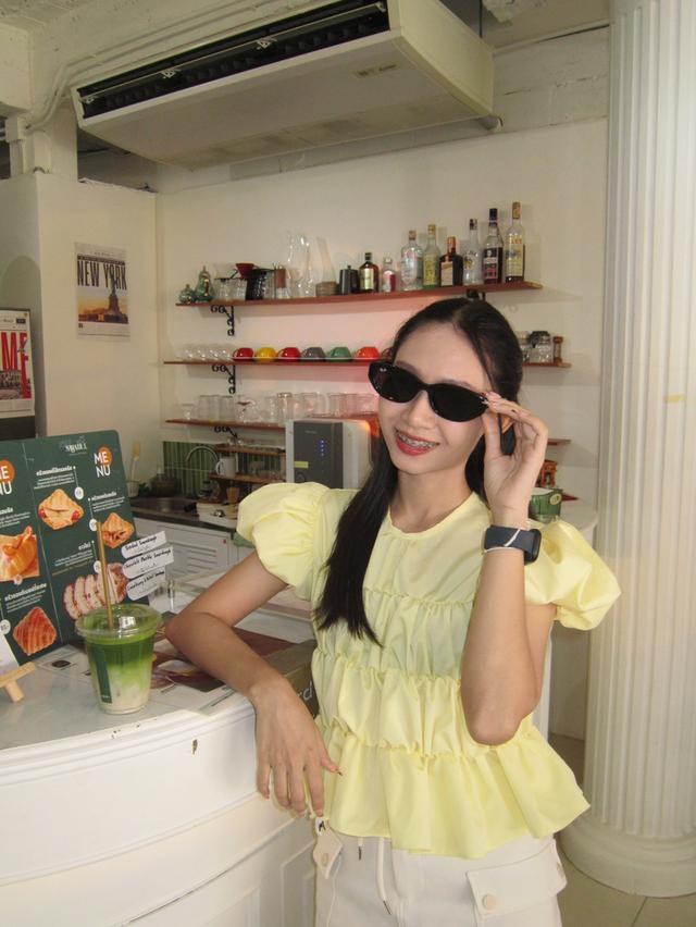 เสื้อสีเหลือง แขนตุ๊กตา มือ 2 รูปที่ 3