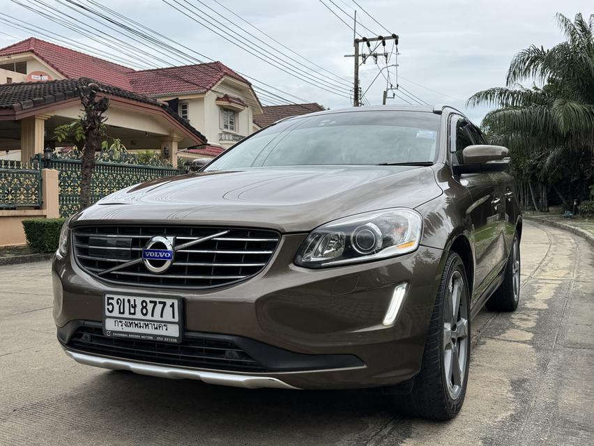 VOLVO XC60 T5 8 S/P 2.0 turbo 3