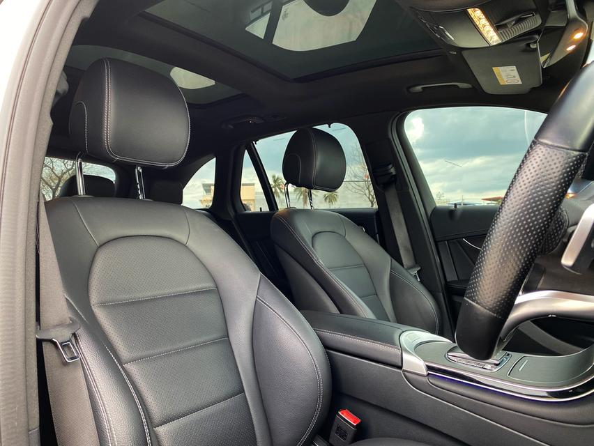 Mercedes-Benz GLC 300e 4Matic AMG Dynamic 14