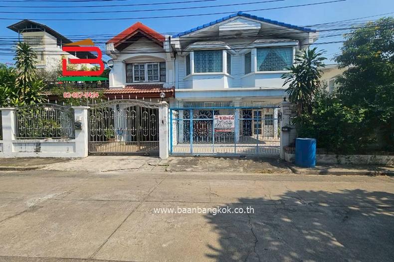 ขายบ้านแฝด 2 ชั้น หมู่บ้านเคหะธนบุรี 1 (ใกล้โลตัสพระราม 2) เนื้อที่ 49 ตรว. แขวงแสมดำ เขตบางขุนเทียน 1