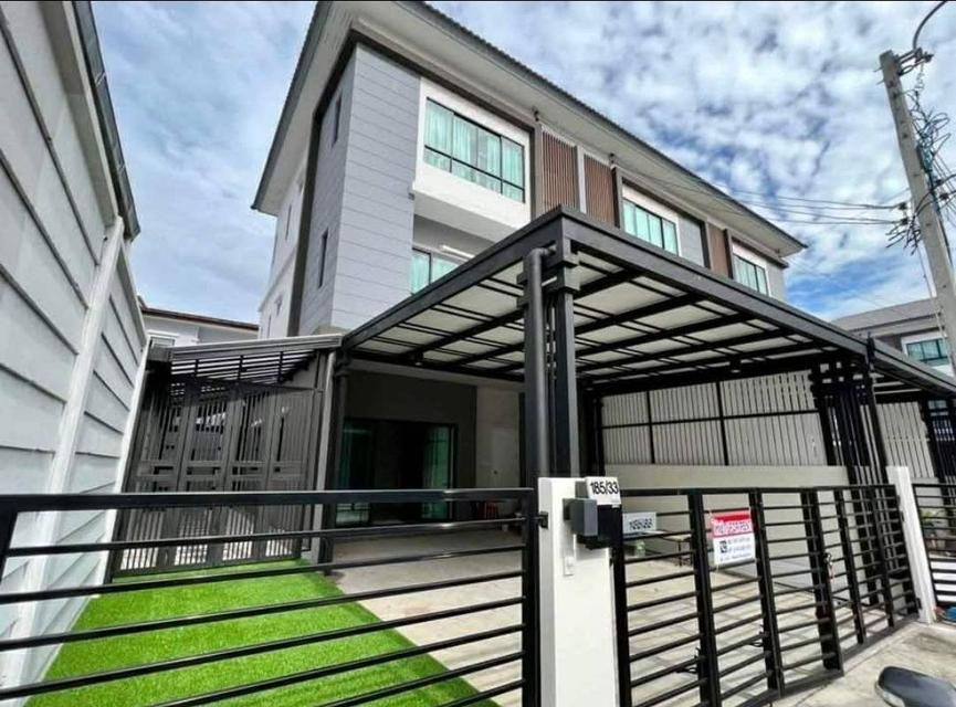 สำหรับเช่าโครงการ ทาวน์โฮม : หมู่บ้าน เดอะ คอนเนค อัพ 3 ลาดพร้าว 126 ว่างพร้อมเข้าอยู่ 1