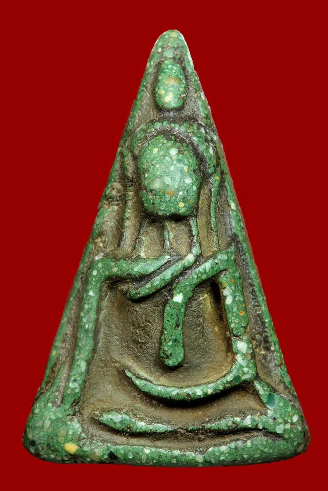 พระนางพญาเปิดเช่าบูชา