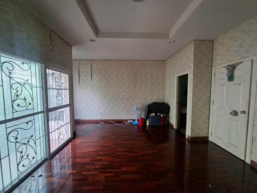 ขายบ้าน 3 ชั้น หมู่บ้านนนทรีเพลส บางไผ่ เมืองนนทบุรี 10