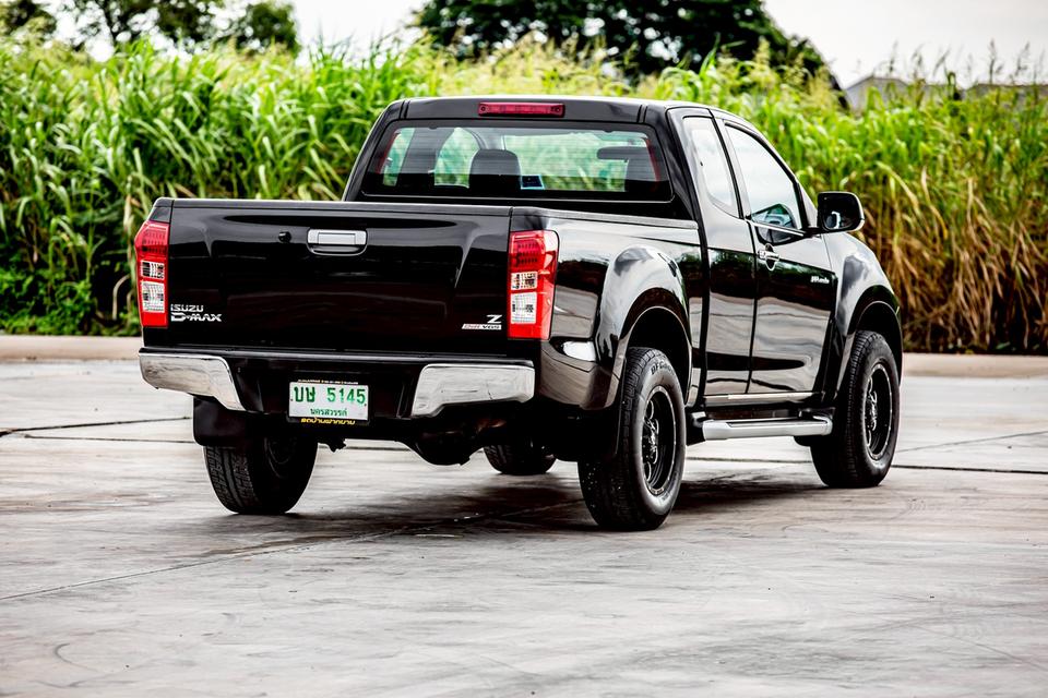 Isuzu D-Max Hi-Lander Cab 2.5 VGS Z ท๊อป ปี 2012 เกียร์ธรรมดา สีดำ  7