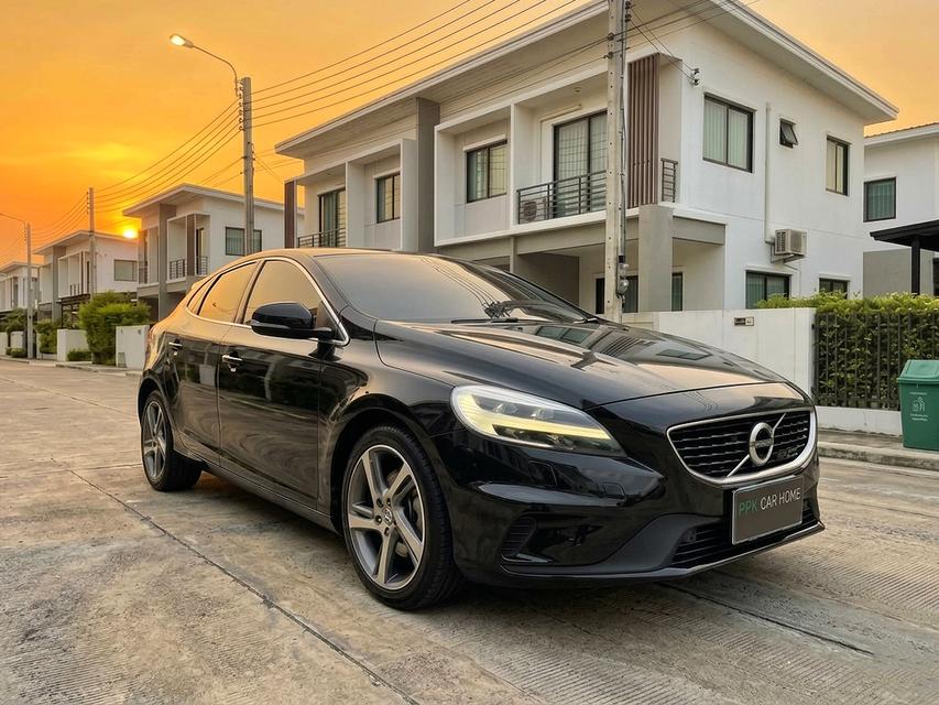 ปี 2018 VOLVO V40 T4 Minorchange AT TOP