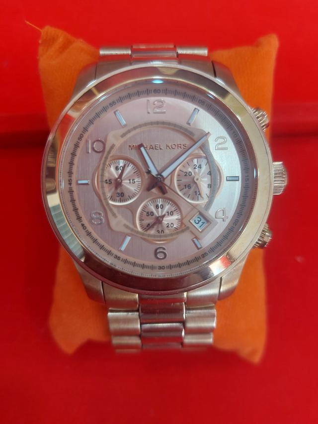 Michael Kors รุ่น Runway Chronograph
