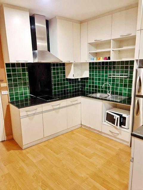 BTS เซนต์หลุยส์ 200 ม.เซ็นทรัล บางรัก 1.5 กม.ให้เช่าคอนโดชั้น10 48ตร.ม. .2แอร์ พร้อมเฟอร์ฯ 1 นอน 1 น้ำ ถ. สาทรใต้ 2