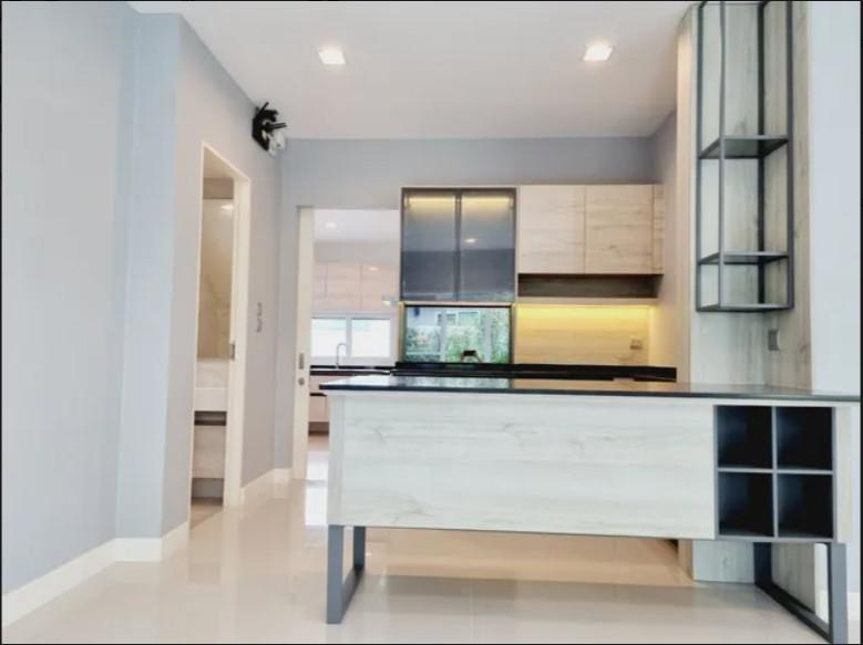 บ้านเชียงใหม่ หลังใกล้ทะเลสาป ในโครงการมัณฑนา Serene Lake 6