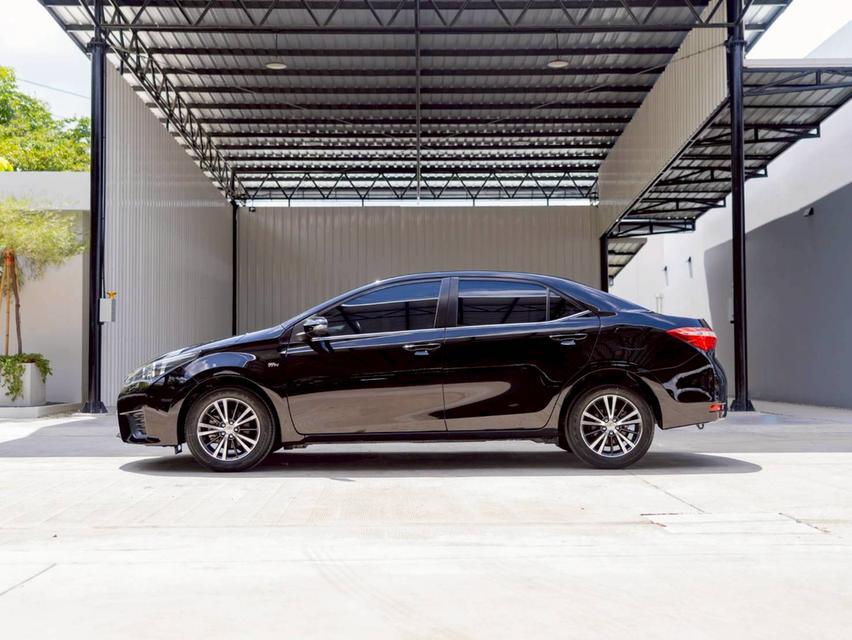Toyota Altis 1.8E ปี 2014