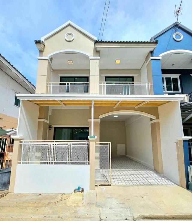 หมู่บ้านธนจิตต์