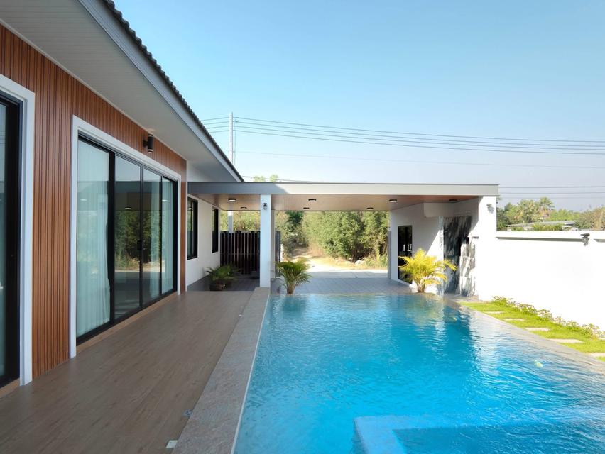 Pool villa at Pattaya 5