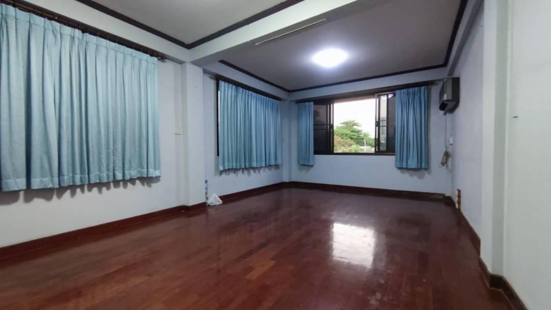 ขาย/เช่า อาคารพาณิชย์ 4ชั้นครึ่ง 20ตรว.ห้องมุม ลึกหน้าต่างเยอะ เพชรเกษม 38 บางหว้า ภาษีเจริญ 8