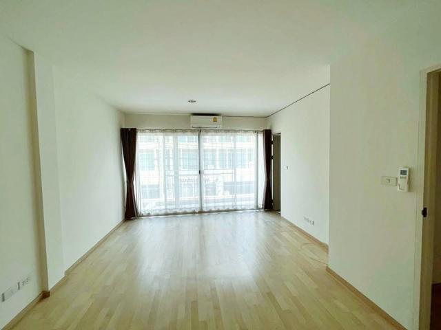 ARL รามคำแหง 1.8 กม.พัฒนาการ18-26 พระราม9 ให้เช่าทาวน์โฮม 3 ชั้น 3 นอน 3 น้ำ เดอะไนน์ พระราม 9 1.2 กม. 6