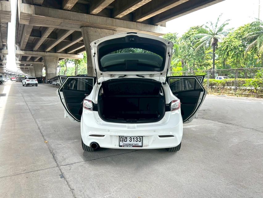 ขายรถ mazda3 2.0 Sport Sunroof ปี 2012 สีขาว เกียร์ออโต้ 16