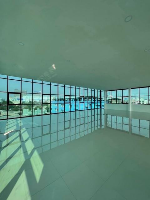 ขายอาคารสำนักงาน 6 ชั้น (รวมดาดฟ้า) ย่านเลียบด่วน 1700 ตรม. ซอยลาดพร้าว 87 รีโนเวทใหม่ ใกล้ MRT ลาดพร้าว 83 ใกล้ CDC 3