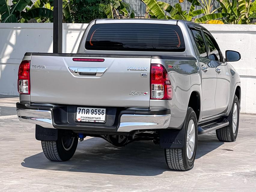 ขาย Toyota Revi 2.4E ปี18 6