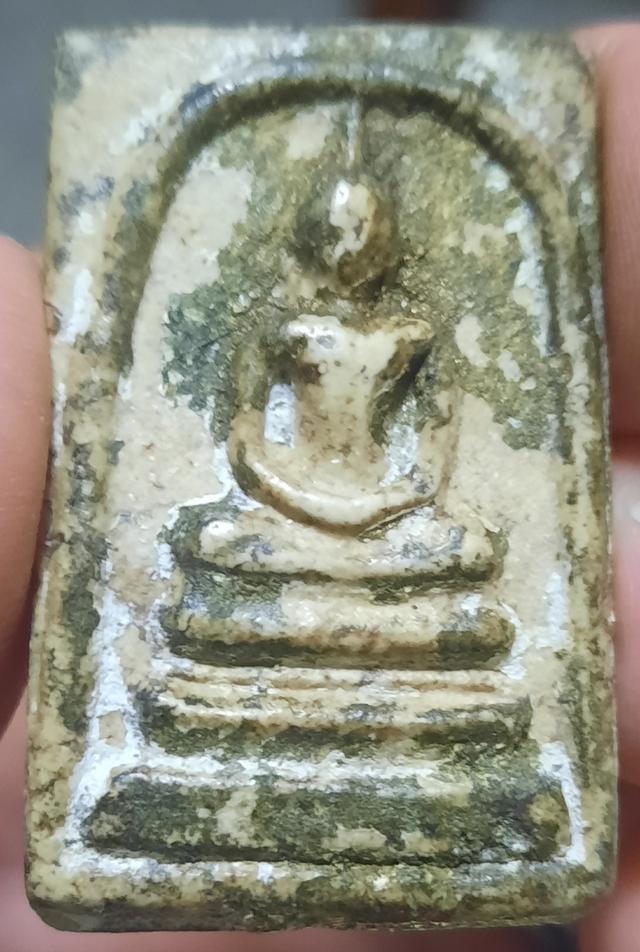 พระสมเด็จวัดระฆังเนื้อปิดทองพิมพ์เจดีย์