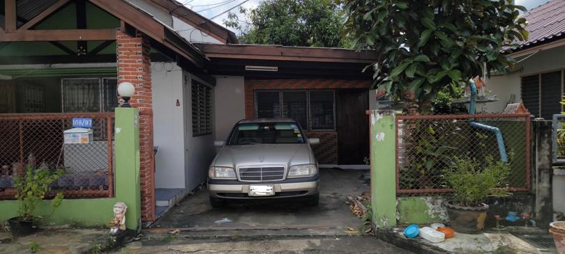 ให้เช่าบ้านเดี่ยวชั้นเดียว เนื้อที่ประมาณ 80 ตรว. หมู่บ้านกฤษดานคร 10 ถนน รัตนธิเบศร์ 2