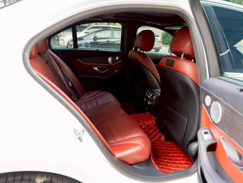 Benz C300e AMG ปีจด 2020 รูปที่ 7
