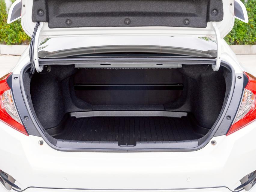 Honda Civic Fc 1.8 EL ปี 2020 16