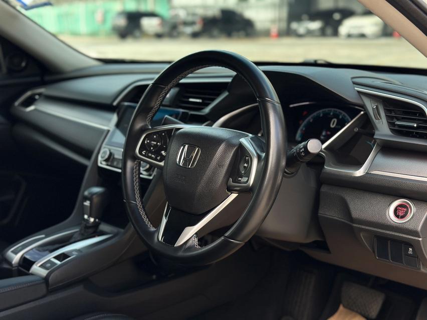 HONDA Civic FC 1.8EL ปี2016 รูปที่ 9