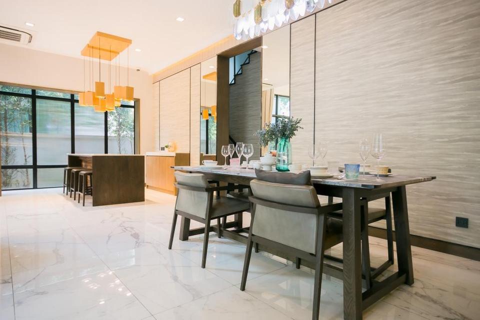 ให้เช่า / ขาย The Gentry Ekkamai – Ladprao บ้านหรู 3 ชั้น ทำเล ลาดพร้าว – เอกมัย เดินทางสะดวกไป BTS เอกมัย 5